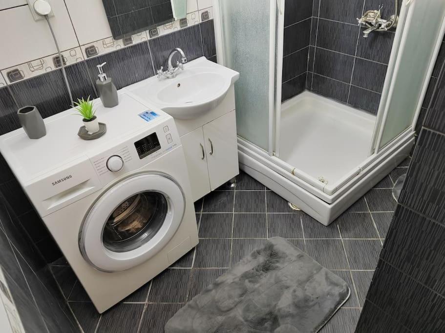 סקופיה City Sqare Apartment Verde מראה חיצוני תמונה
